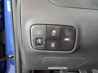 Hyundai i10 1.0 Premium  CAMERA/CARPLAY/NAVI/CRUISE/CLIMA/PDC / 39