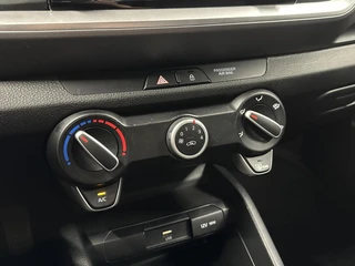 Kia Stonic 1.0 T-GDi MHEV DynamicLine CAMERA CARPLAY NAVI CRUISE. / 46
