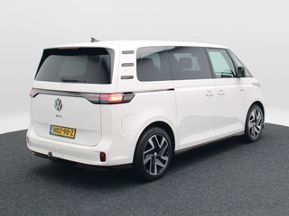 Volkswagen ID. Buzz GTX 4MOTION 79 kWh & 340 Pk | Trekhaak | Carplay | Cruise | Schuifdeuren L+R | Elektrische Stoelen | 20 Inch | Full LED  | 17.801 Km!! / 4
