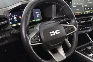 Dacia Bigster 1.8 Hybrid 155 Journey Panoramadak Stuur-Stoelverwarming Trekhaak / 35