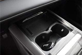 Omoda 5 EV Premium 61 kWh *DEMO* - Full Options! - Stuur-/stoelverwarming - Draadloze Apple Carplay of Android Auto - Schuif-/kanteldak - 7 jaar of 150.000km Fabrieksgarantie / 68