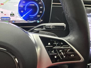 Mercedes-Benz EQE 300 Business Edition 89 kWh SOH 98,9% Warmtepomp | Panoramadak | Leer | Adaptive Cruise Control / 16