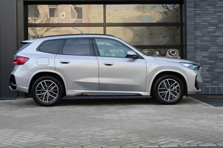 BMW X1 sDrive20i  | BTW | M-SPORT | KEYLESS | HUD | 360 CAM | AMBIENCE LIGHT | / 8