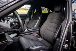 Porsche Taycan 4S Performance 93 kWh Vierwielbesturing Innodrive Matrix Bose / 7