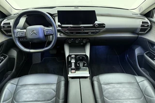 Citroen C5 X 1.6 Plug-in Hybrid 225 Shine Automaat | Navigatie | Stoel & Stuurverwarming | Keyless | Lederen bekleding | Massage stoelen | Extra getint glas | Camera / 16