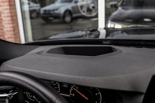 BMW 5-serie M550d xDrive High Executive | 2e eigenaar | Driving Assistant Plus | Innovation pakket | Stoelverwarming & -ventilatie | Stuurverwarming | Harman-kardon | 360 camera / 28