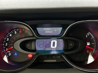 Renault Captur 0.9 TCe Intens | Cruise Control | Navigatie | Camera | Parkeersensoren / 16