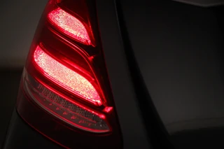 Mercedes-Benz E-Class 200 Business Solution Sport / 27