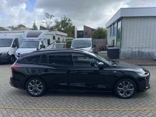 FORD Focus 1.0 EcoBoost Hybrid 125pk ST-Line / 6