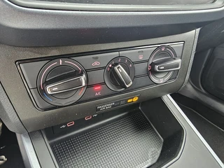 SEAT Arona 1.0 TSI Style Geen import | Cruise | / 18