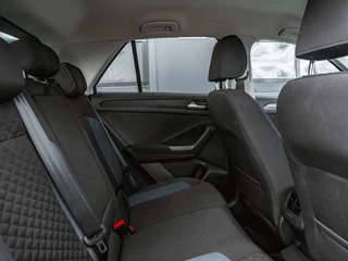 Volkswagen T-Roc 1.5 TSI Sport Business R | TREKHAAK | STOELVERWARMING | ADAPTIVE / 8