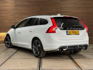 Volvo V60 1.6 T4 R-Design | Navi | Trekhaak | 180PK | Winter Pack | High Performance Audio | Leder/Alcantara / 29