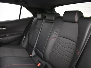 Toyota Corolla 2.0 Hybrid Executive | JBL-audio | Trekhaak | Head-up | PDC / 13