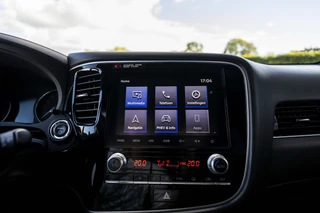 Mitsubishi Outlander 2.4 PHEV Instyle  | SOH 93% | Pano | 360° Camera / 32