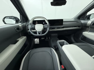 Kia EV3 GT-Line Business Edition 81.4 kWh  - Navigatie - Achteruitrijcamera - Apple & Android Carplay - Nieuw uit voorraad leverbaar / 37