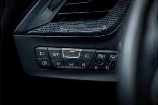 BMW 1 Serie 118i Executive Sport Line  Individual Storm Bay Shadow / 20