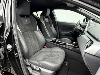 Toyota C-HR 2.0 Hybrid GR-Sport JBL Camera Alcantara Stoelverw Nav/Cruise Voll.Onderhouden! / 17