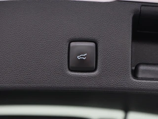 Ford Kuga 2.5 PHEV ST Line 225 Pk Automaat | 360 Camera | Panoramadak | Adaptive Cruise | Virtual Cockpit | Half Leder | 18 Inch / 19