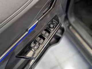 KGM Musso EV Titanium 80.6 kWh 4WD / 11