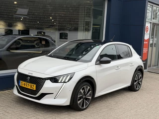 Peugeot 208 1.2 Turbo 100 PK GT | Navigatie | Zwart dak | Sportstoelen | Keyless Start | 17" Lichtmetalen Velgen | Full LED Verlichting | Climate Control | Cruise Control | Camera | Parkeersensoren | Dodehoek detectie |