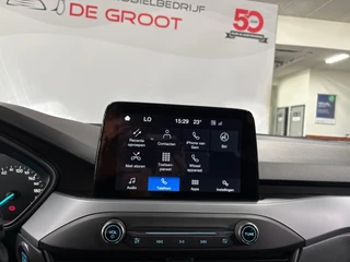 Ford Focus Wagon 1.0 EcoBoost Hybrid ST Line Style/ NL auto/ Achteruitrijcamera/ Sensoren / 23