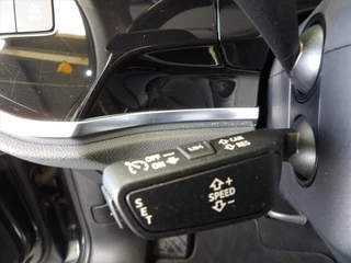 Audi Q3 40 TFSI 190pk S tronic quattro Edition One / 24