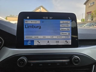 Ford Focus Wagon 1.0 EcoBoost NAVI TEL LM PDC CAMERA / 23