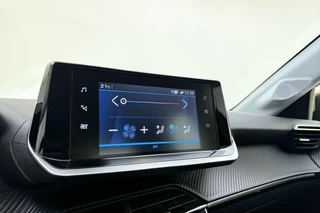 Peugeot 208 1.2 PureTech Active Pack | Lage km.stand | Lichtmetalen velgen | Android auto/Appel carplay | Airco | Cruise control | Navigatie | Parkeersensoren achter / 20