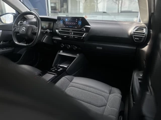Citroen C4 1.2 Puretech 130pk Business Plus | Trekhaak | Adaptive Cruise Control | Comfort Stoelen | Navigatie | Climate Control | Keyless Entry/Start | DAB | Full LED | Apple Carplay/Android Auto | Parkeercamera/-sensoren | Head-Up Display | / 14
