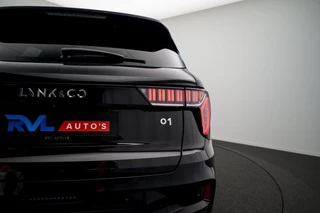 Lynk & Co 01 1.5 261PK Plug-in Hybrid *360° Camera* Pano/dak Apple/Carplay Adaptive/Cruise / 29