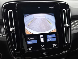 Volvo XC40 1.5 T5 Recharge R-Design | Camera | Navigatie | CarPlay | Adaptive Cruise | / 19