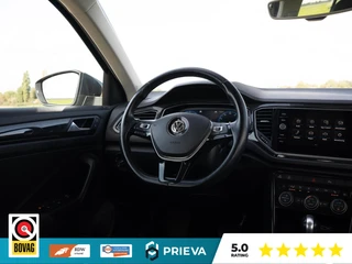 Volkswagen T-Roc 1.5 TSI Sport | Carplay | Virtual | 19 inch | DSG | Trekhaak | Camera / 19