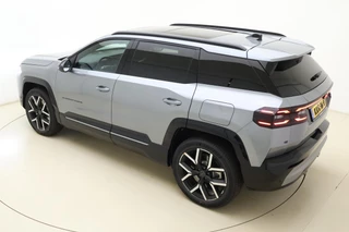 Jeep Compass First Edition 74 kWh | DEMO | Lederen bekleding | Massagestoelen | | Panoramisch Schuifdak | Stoelventilatie en verwarming | Keyless | Climate control | Draadloze telefoonlader / 5