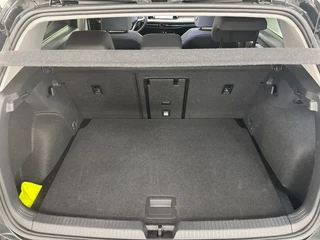 Volkswagen Golf 1.0tsi life 81kW / 13