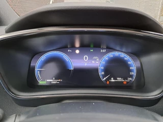 Toyota Corolla Hybrid 140 GR Sport SCHUIF/KANTELDAK PARKEERSENSOREN STOELVERW LM-VELGEN APPLE/ANDROID DRAADLOOS-LADEN CAMERA KEYLESS / 21