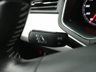 Seat Arona 1.0 TSI Xcellence Launch Edition | Trekhaak | Beats Audio | Navi | Camera / 23