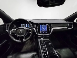 Volvo V60 T6 Recharge R-Design AWD 340PK Pano | Harman Kardon | HUD | 360° | / 12