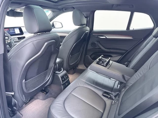 BMW X2 xDrive25e M SPORT Business Edition Plus  BOMVOL | PHEV| PANO| NAP| STOEL + STUURVERWARMING| COMFORT ACCESS| ELEK. ACHTERKLEP| AFNEEMBARE TREKHAAK| HUD| ACHTERUITRIJCAMERA| APPLE CARPLAY / 21