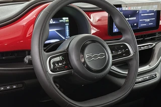 Fiat 500 Urban 42 kWh Stoelverwarming Apple CarPlay Achteruitrijcamera / 13
