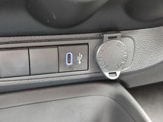 Toyota Aygo X PLAY 4S-BANDEN APPLE/ANDROID AD-CRUISE CAMERA BLUETOOTH AIRCO NL-AUTO EL-RAMEN/SPIEGELS / 23