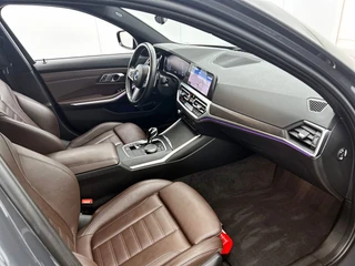 BMW 3-serie 330e xDrive | Dravit Grau | Camera | Stoelverwarming | Memory Stoelen | / 16