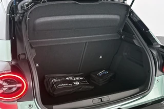 Lancia Ypsilon 1.2 Turbo Hybrid LX / 9