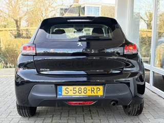 Peugeot 208 1.2T Automaat Active Pack | Company car | Dealeronderhouden | Navigatie | Parkeersensoren | Cruise Control | Weinig kilometers! / 17