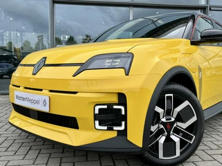 Renault 5 Comfort Range Techno 52 kWh  | V2G | Pack Winter | All Seasons | Two-Tone | Stoel+Stuurverwarming | Navigatie | Climate Control | Apple CarPlay/Android Auto / 18