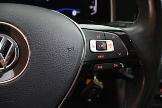 Volkswagen Polo 1.0 TSI 95pk R-Line Highline Virtual Cockpit Navigatie Adaptive Cruise Clima / 17