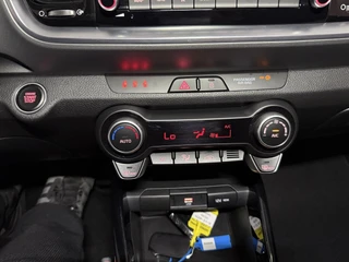 KIA Stonic 1.0 T-GDi MHEV 100pk DynamicPlusLine / 22