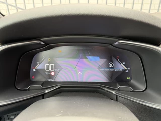 DS DS 7 Crossback 180pk So Chic (Elektrisch Schuifdak - Trekhaak - Focal Electra - Stoelverwarming - 20"- Camera - LED - Navigatie - Draadloos laden) / 24