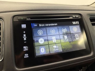 Honda HR-V 1.5 i-VTEC Executive  Panoramadak Full-led Navigatie / 15