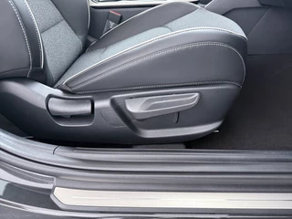 Kia K4 Sportswagon 1.0 T-GDi MHEV GT-Line Launch Edition (pano) - Climate Control - Achteruitrijcamera - Adaptive Cruise Control - Fabrieksgarantie tot 05-2033 / 42