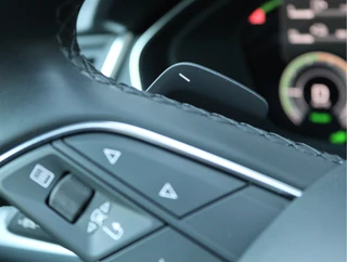 Audi Q5 50 TFSI e S-line  | Luchtvering | Trekhaak | Panoramadak | 92,3% SOH / 40